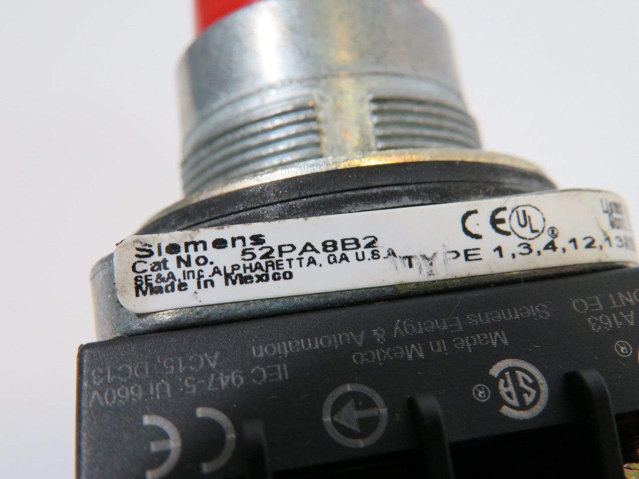 Siemens 52PA8B2 Series F Red Extended Momentary Push Button Assembly USED