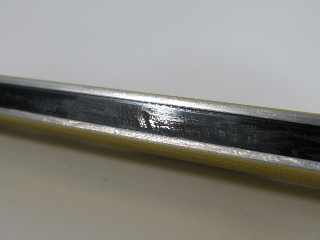 Sick LGTS075-291 Light Curtain Sender 755mm Length 30mm Res DAMAGE USED