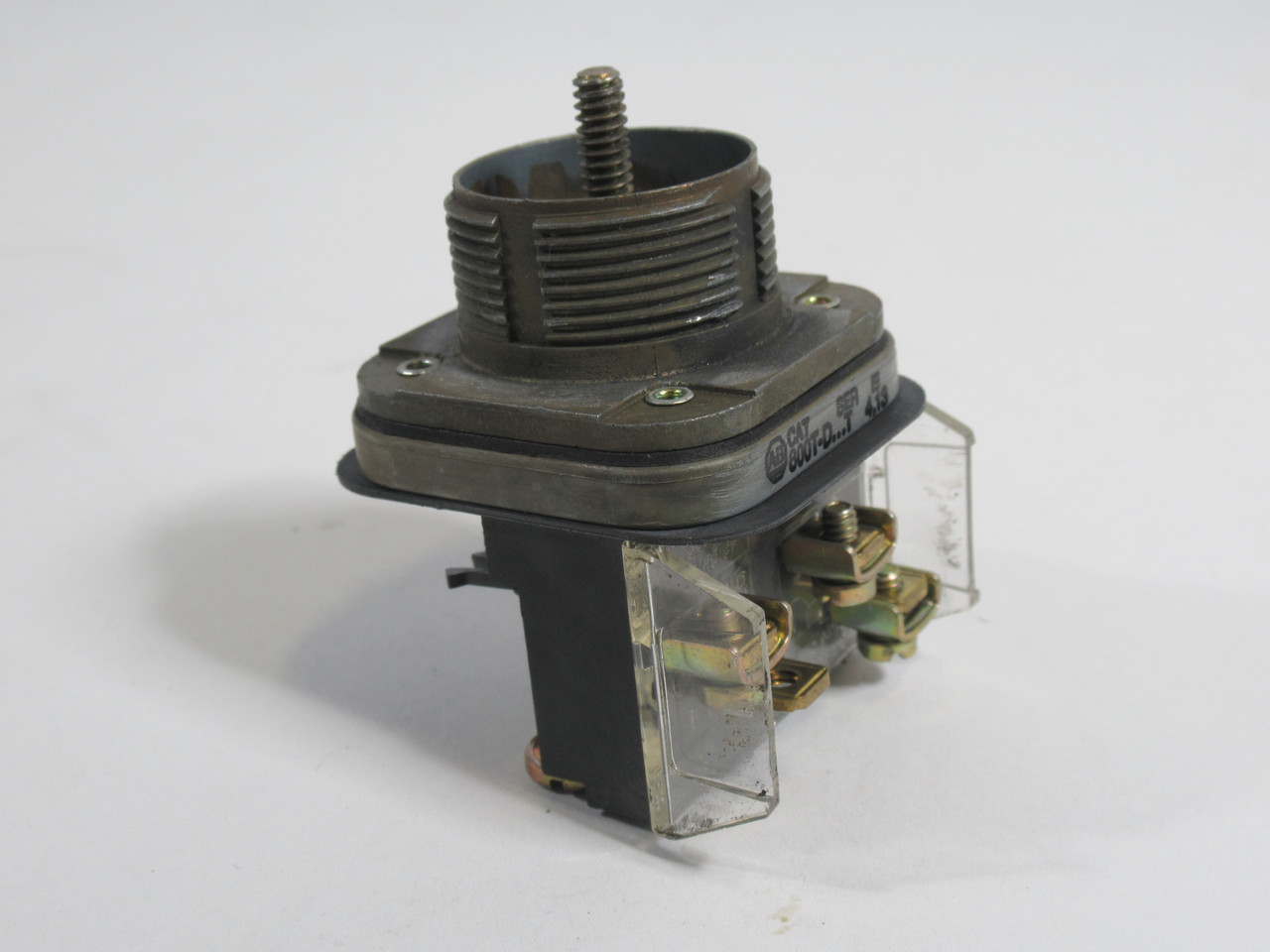 Allen-Bradley 800T-DXA Momentary Contact Push Button NO CAP Ser. T USED