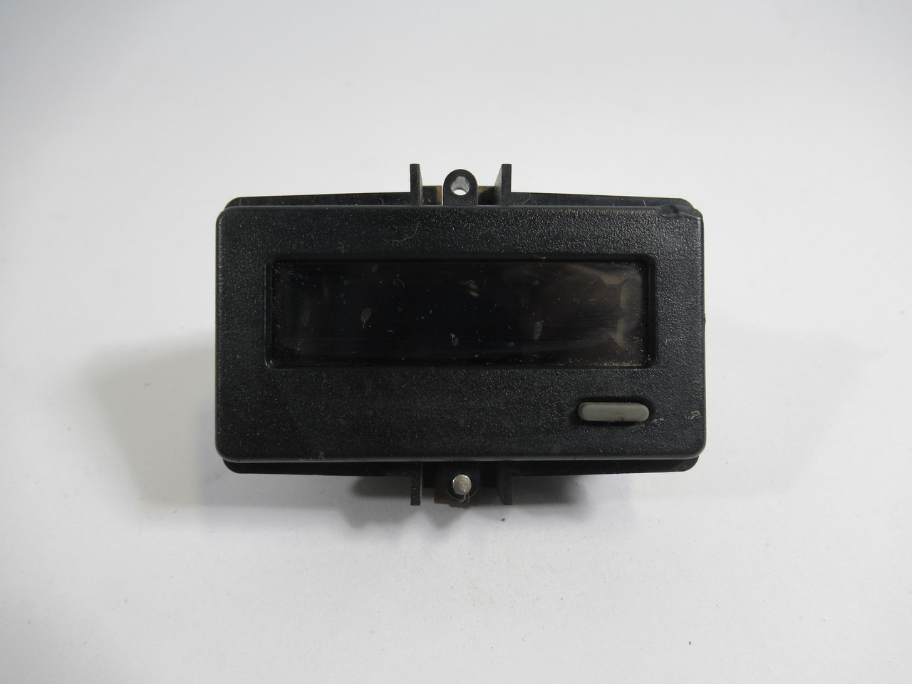 Red Lion CUB4L020 Back-lit 6-Digit Counter 28VDC 68mm SCRATCHED USED