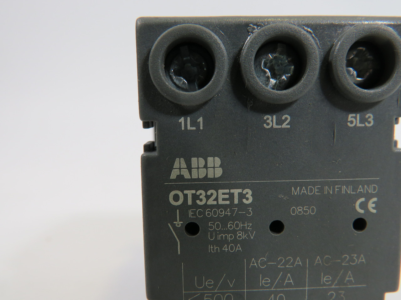 ABB OT32ET3 Disconnect Switch 600V 40A *1 Broken Mount Hole* USED