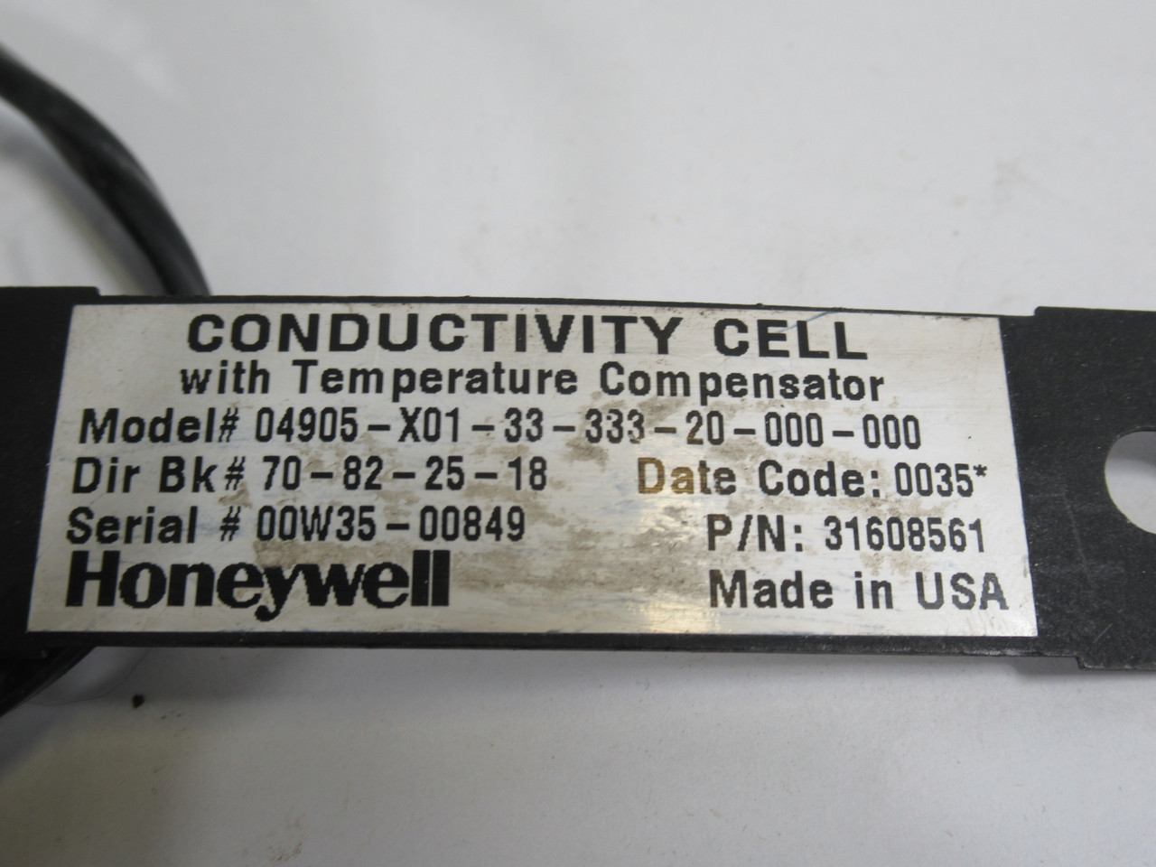 Honeywell 04905-X01-33-333-20-000-000 Conductivity Cell ! NOP !