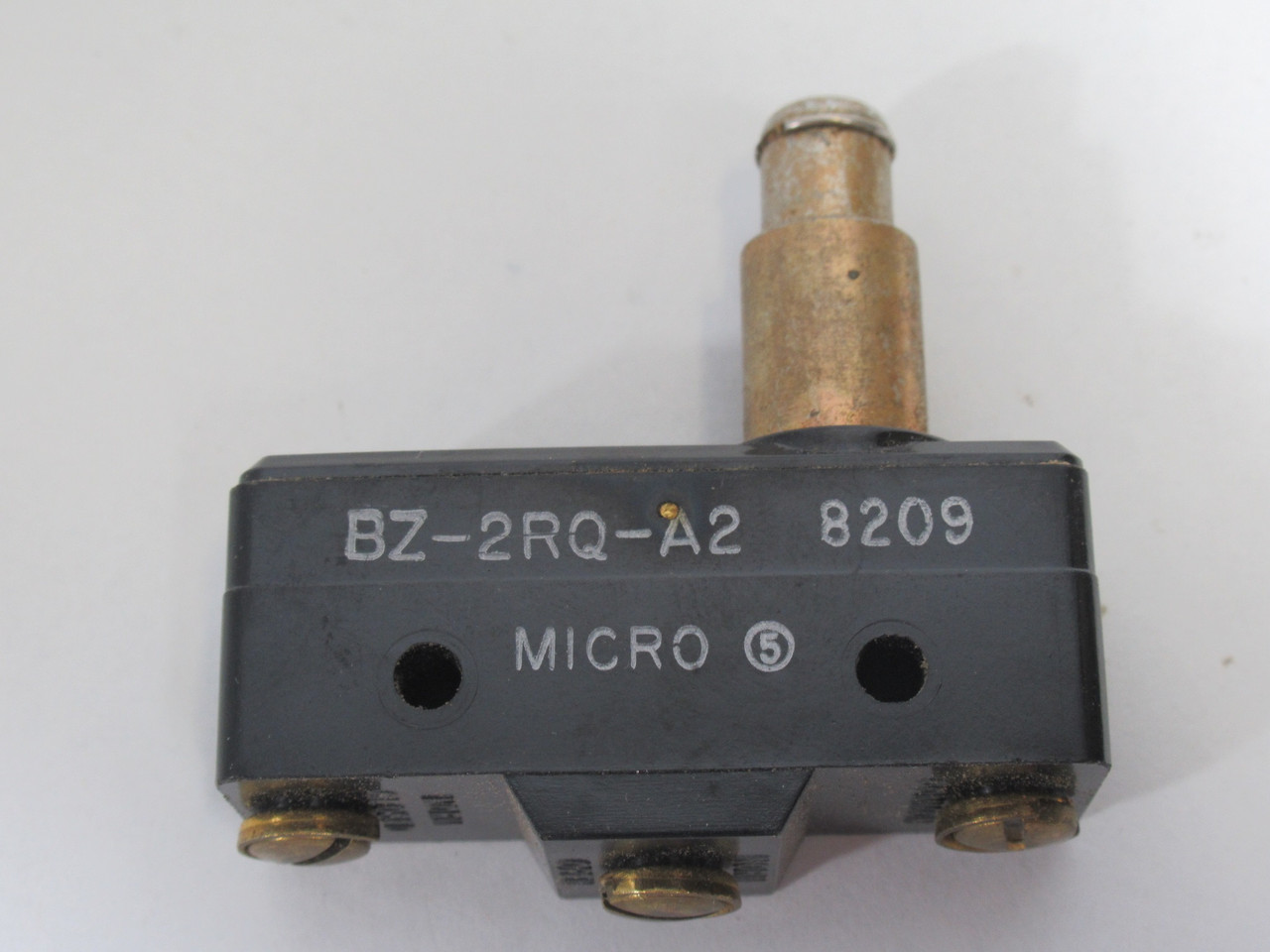 Microswitch BZ-2RQ-A2 Limit Switch 15A@125/250/480VAC 1/8HP@125VAC ! NEW !
