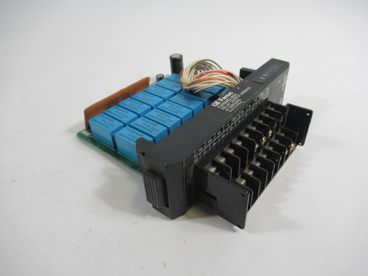 GE Fanuc IC610MDL182A CPU Relay Output Module MISSING SCREWS/DOOR USED