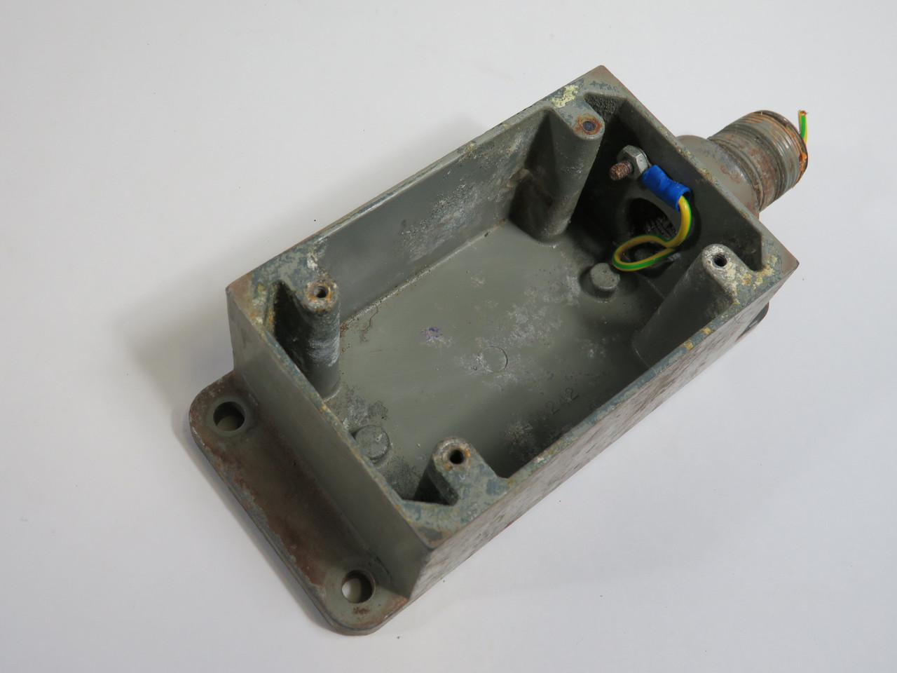 Allen-Bradley 800S-2SA4 Start-Stop Switch Control Station 20A SHELF WEAR USED