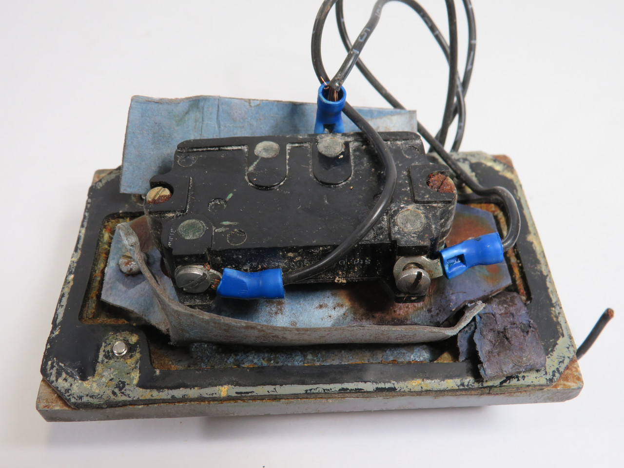 Allen-Bradley 800S-2SA4 Start-Stop Switch Control Station 20A SHELF WEAR USED