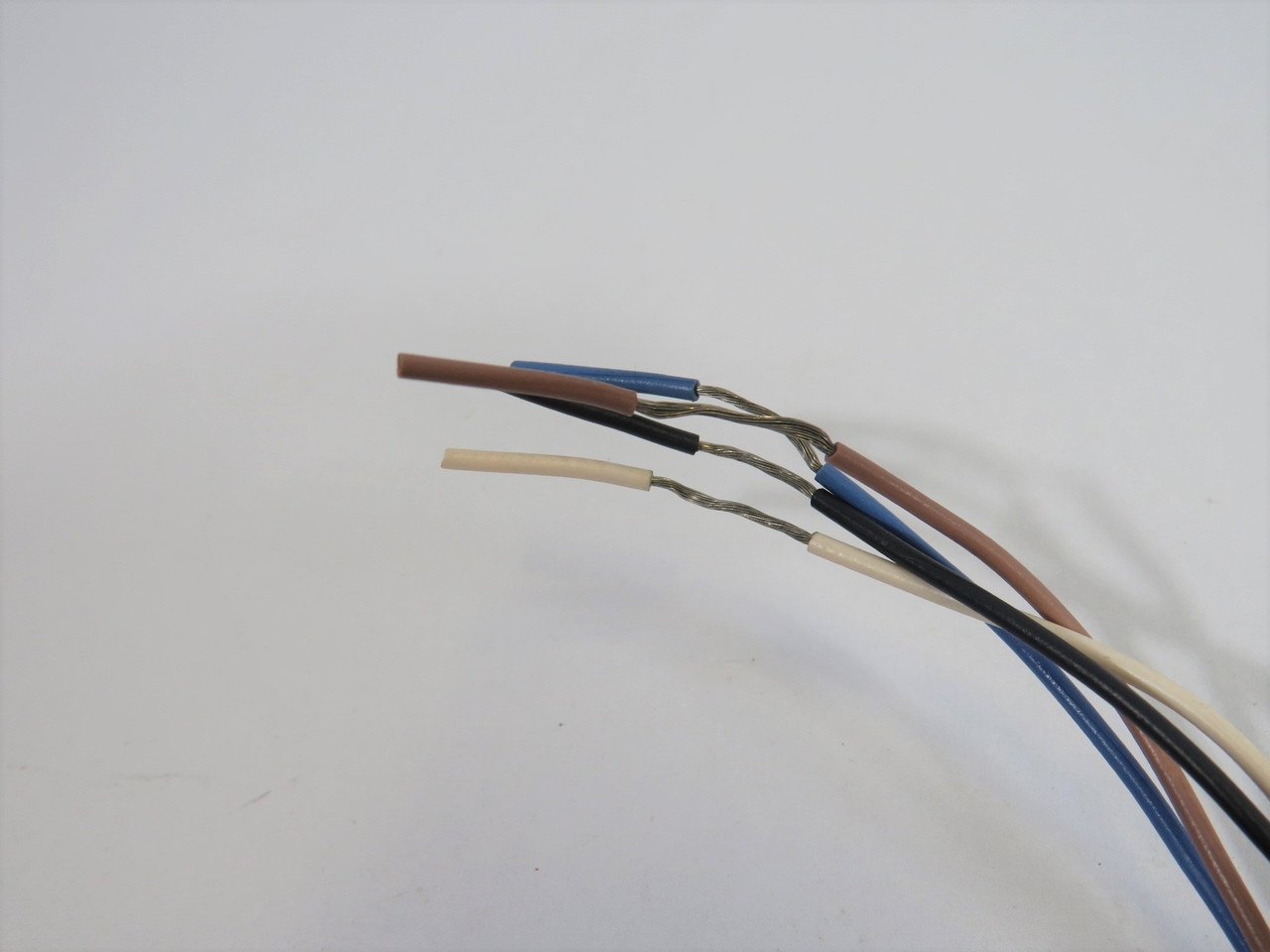 Allen-Bradley 42EF-P2MNB-A2 Ser. A Photoelectric Sensor *Missing Nut* ! NOP !