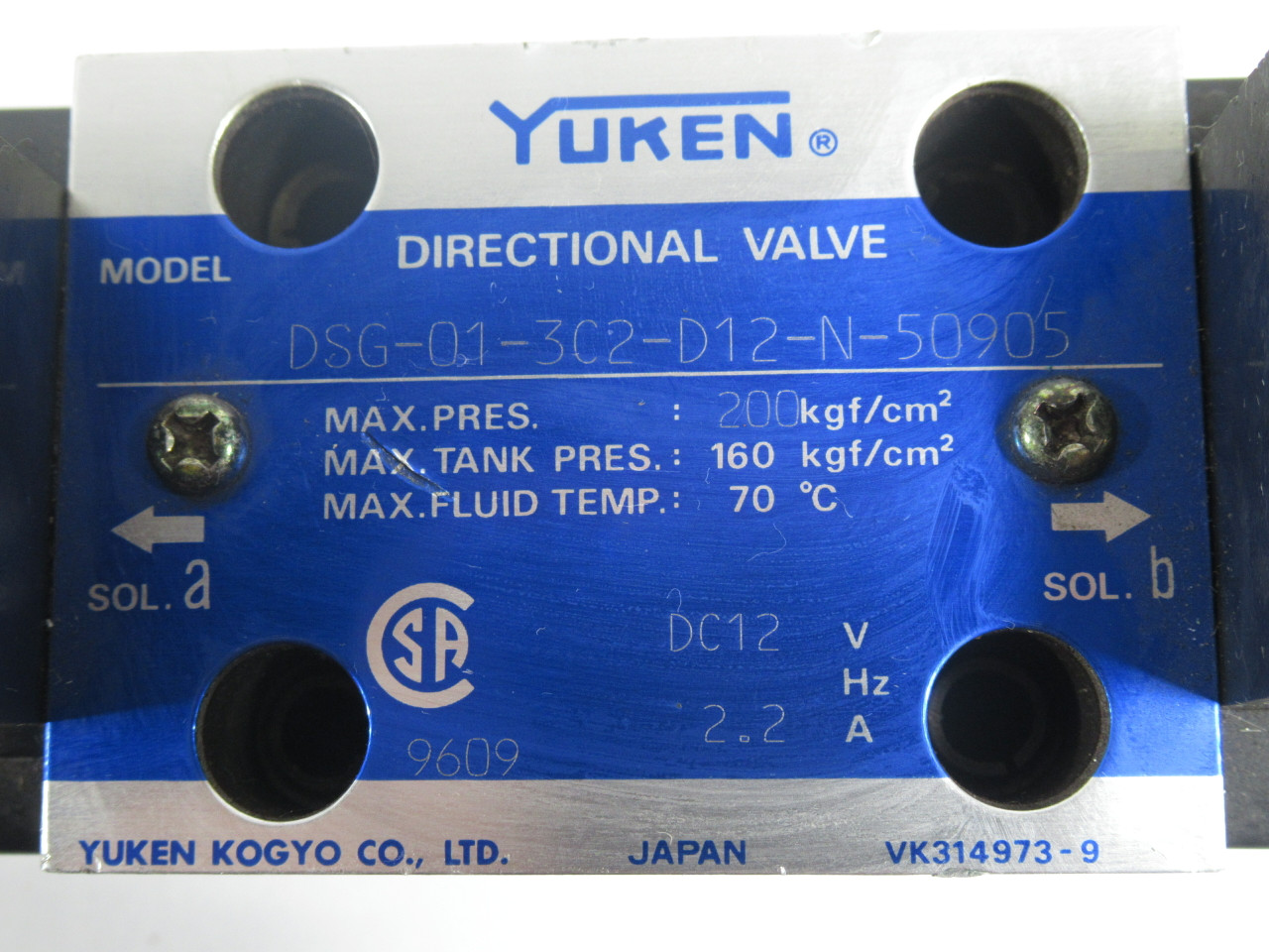 Yuken DSG-01-3C2-D12-N-50905 Directional Control Valve 12VDC 2.2A USED