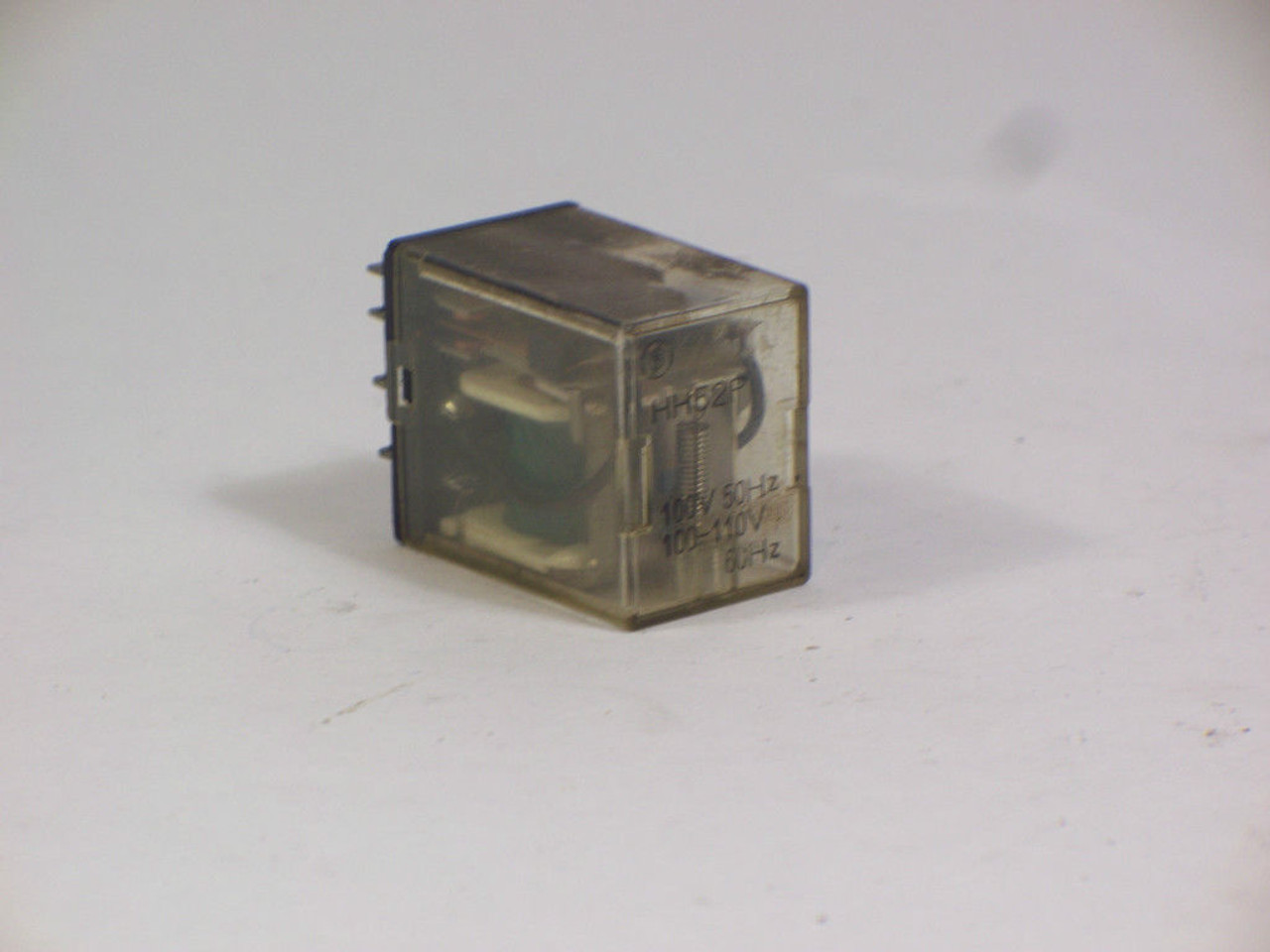 FUJI HH52P Relay 100-110V@60Hz 100V@50Hz 8-Pin  USED