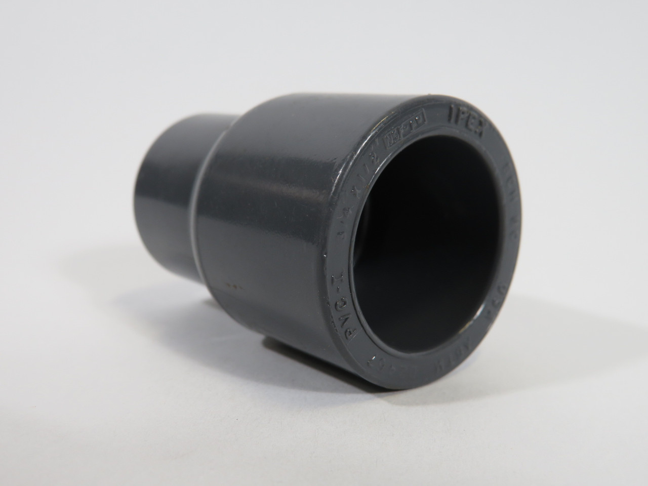 IPEX 036719 SCH80 PVC Reducer Coupling 3/4" x 1/2" Hub x Hub  NOP