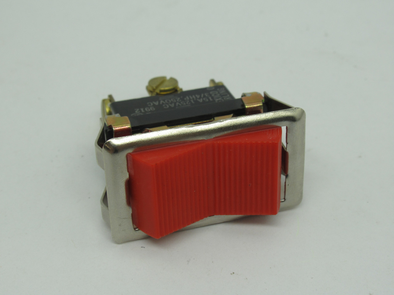 Carling TIGC5S-1C-RD-FN Rocker Switch 10A @ 250VAC 15A @ 125VAC 3/4HP USED