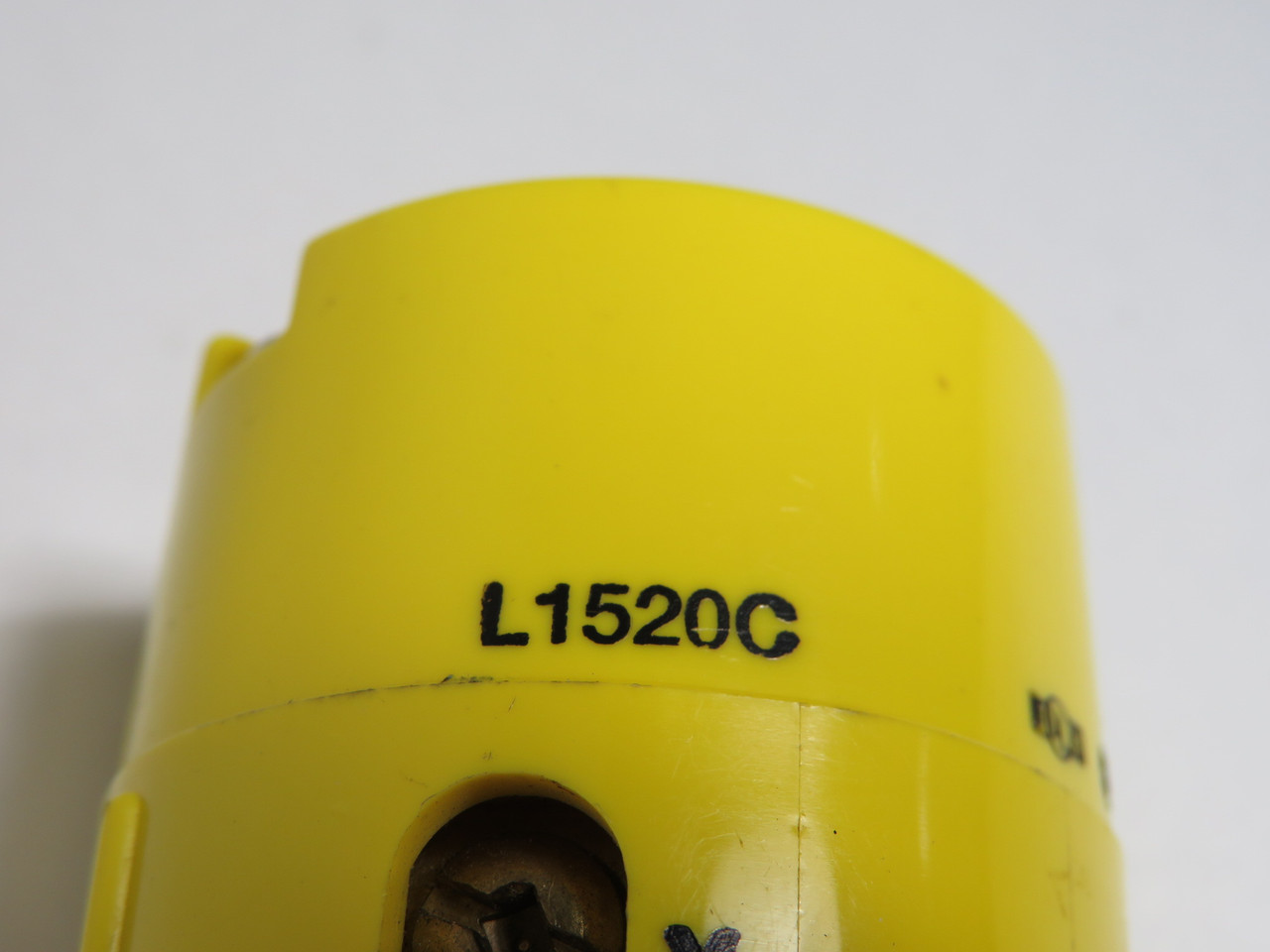 Generic L1520C Twist-Lock Connector Insert Yellow 20A 250V 4W 3P USED