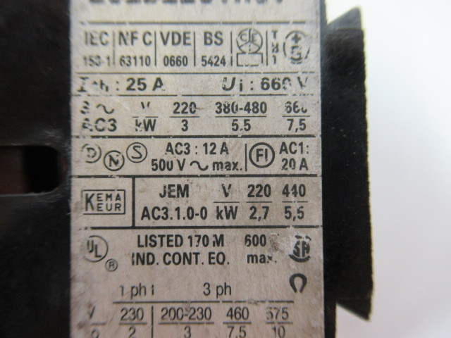 Telemecanique LC1-D123-A60 Contactor 660V 25A USED