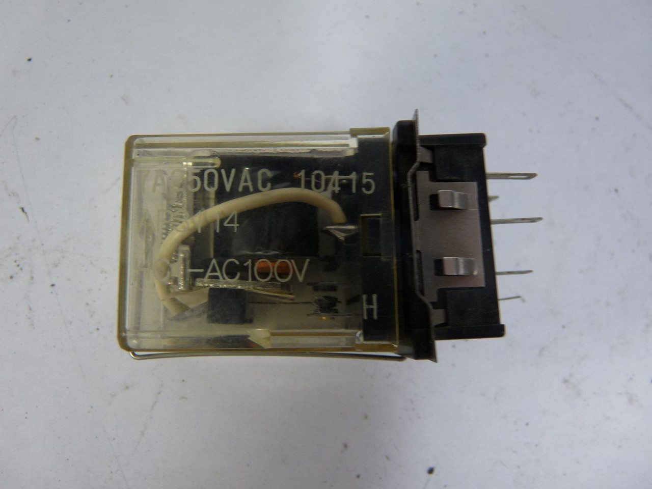 Matsushita AP3114 Relay 100VAC Coil 7A 250VAC 5-Pin USED