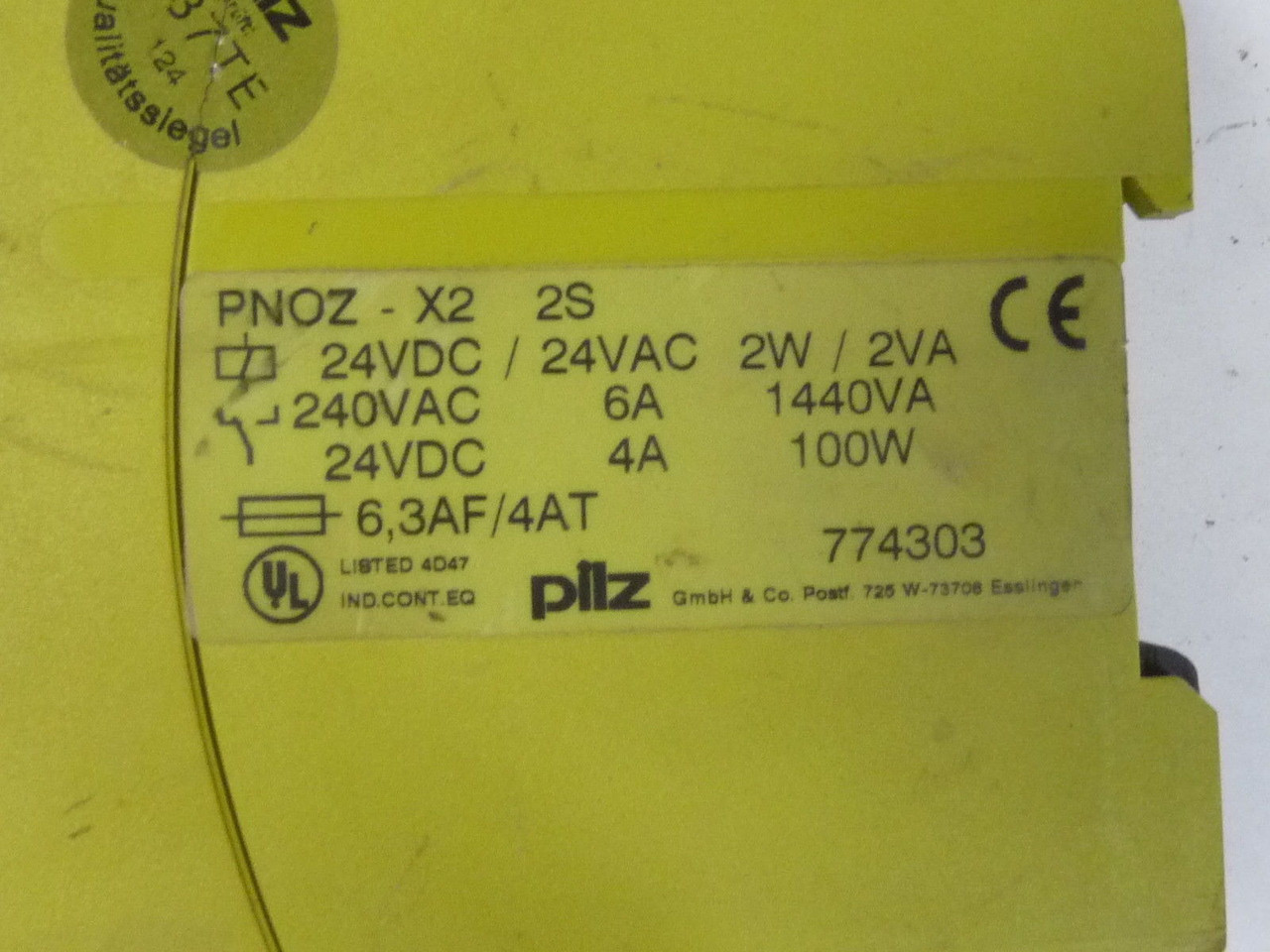 PILZ PN0Z-X2 2S Safety Relay 24VDC/VAC 6A USED