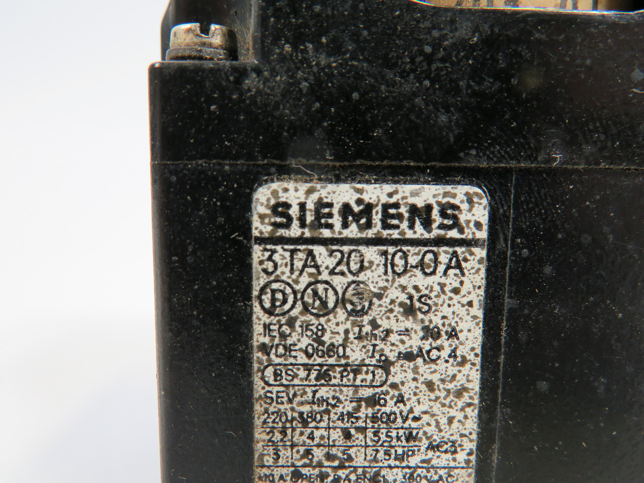 Siemens 3TA2010-0A Contactor 115V@60Hz USED