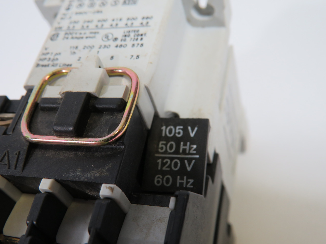 Sprecher + Schuh CA3-9-01-120 Contactor 105V@50Hz 120V@60Hz USED
