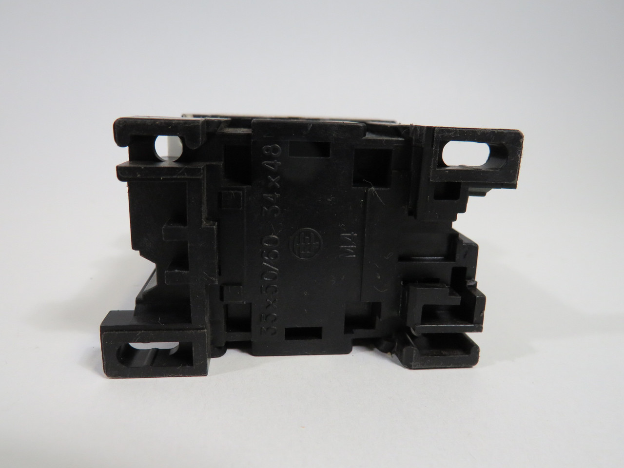 Telemecanique CA2-DN122-A60H7 Contactor 110V@50Hz 110-120V@60Hz Plastic USED