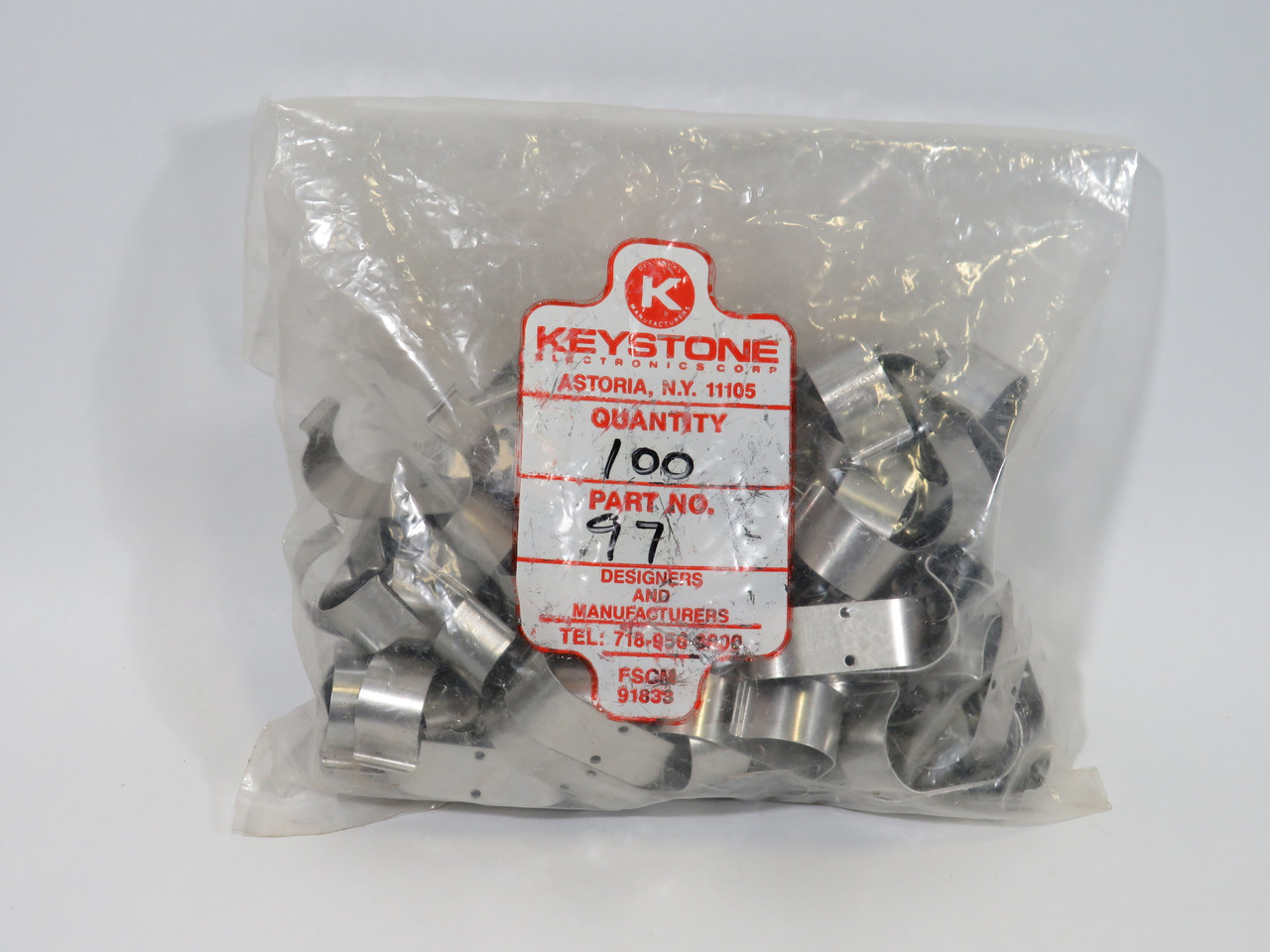 Keystone Electronics 97 Battery/Component Clip Fits C Cell 81-Pack ! NWB !