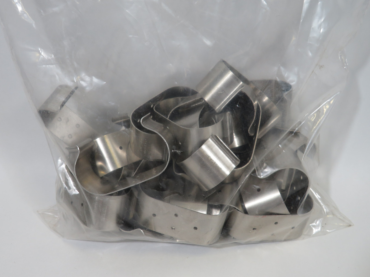 Keystone Electronics 98 Battery/Component Clip Fits D Cell 32-Pack ! NOP !