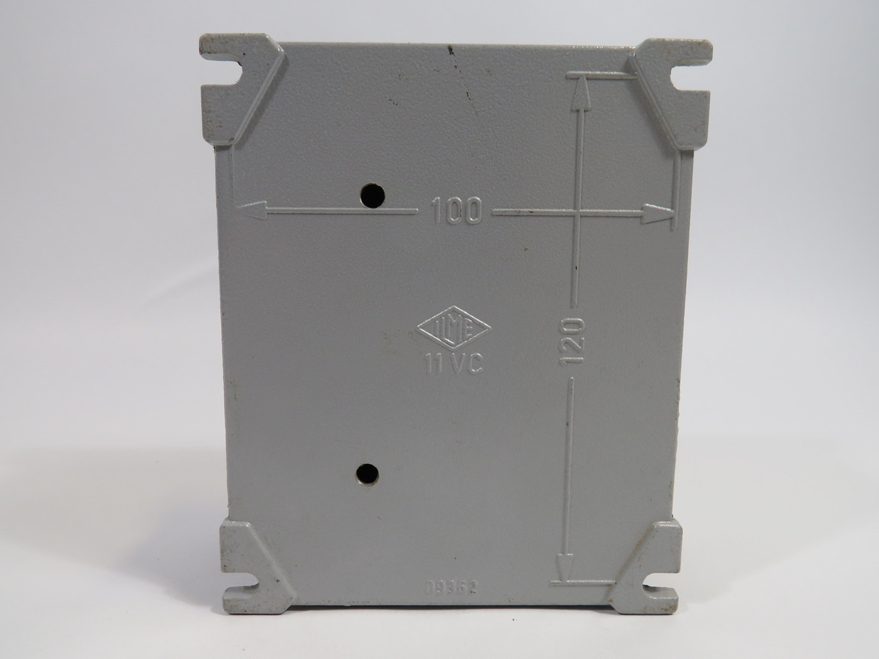Ilme 11VC Metal Enclosure 100x120mm ID 140x115x60 OD 2 Knockouts USED