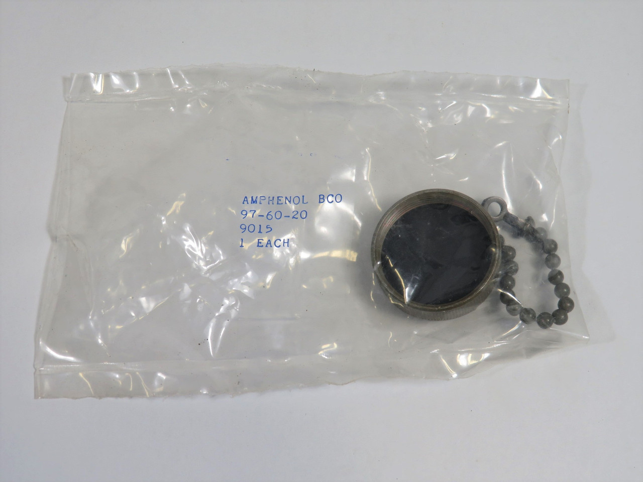 Amphenol 97-60-20 Metal Protection Cap Bead Chain 1-1/4-18 Thread NWB