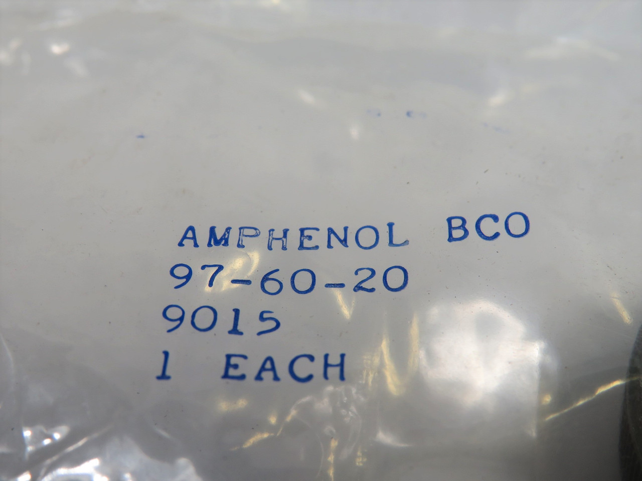 Amphenol 97-60-20 Metal Protection Cap Bead Chain 1-1/4-18 Thread ! NWB !