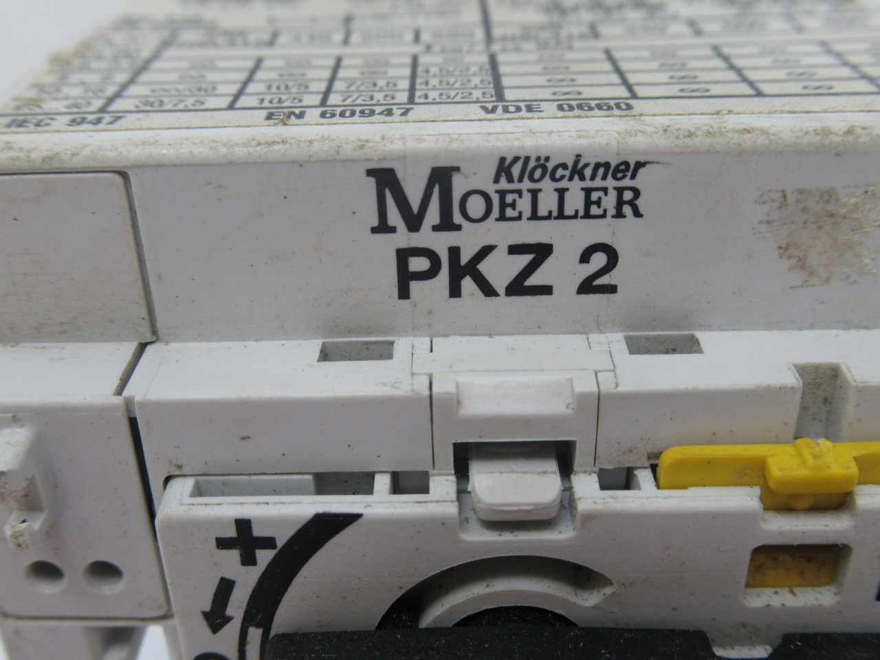 Klockner-Moeller PKZ2 Motor Protector *No Din Rail Mount/Some Scuffs* USED