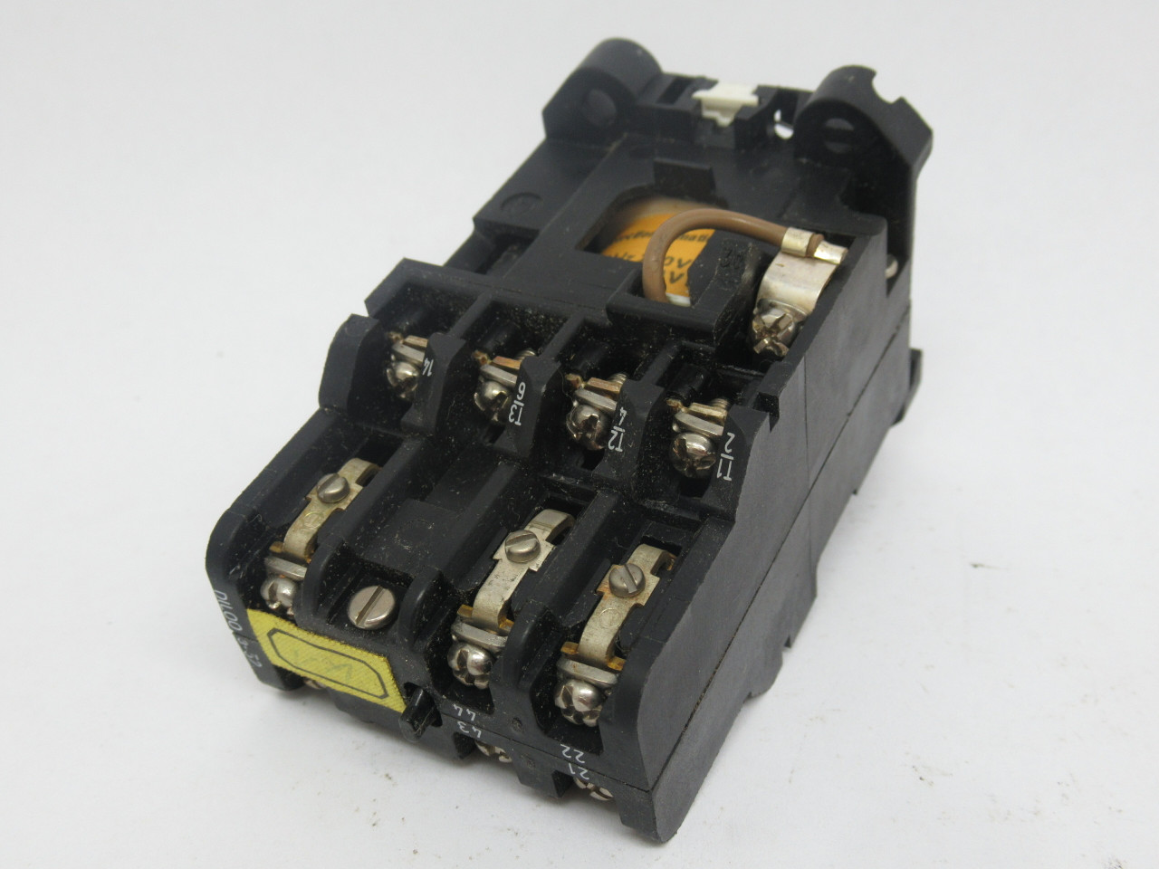 Klockner-Moeller DIL00a-52 Contactor 220V@50Hz 240V@60Hz 20A 3P USED