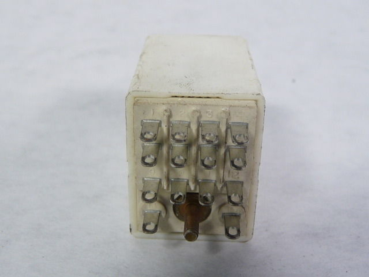 Potter & Brumfield KHP17D11-48 14-Pin Relay 4PDT 48VDC USED