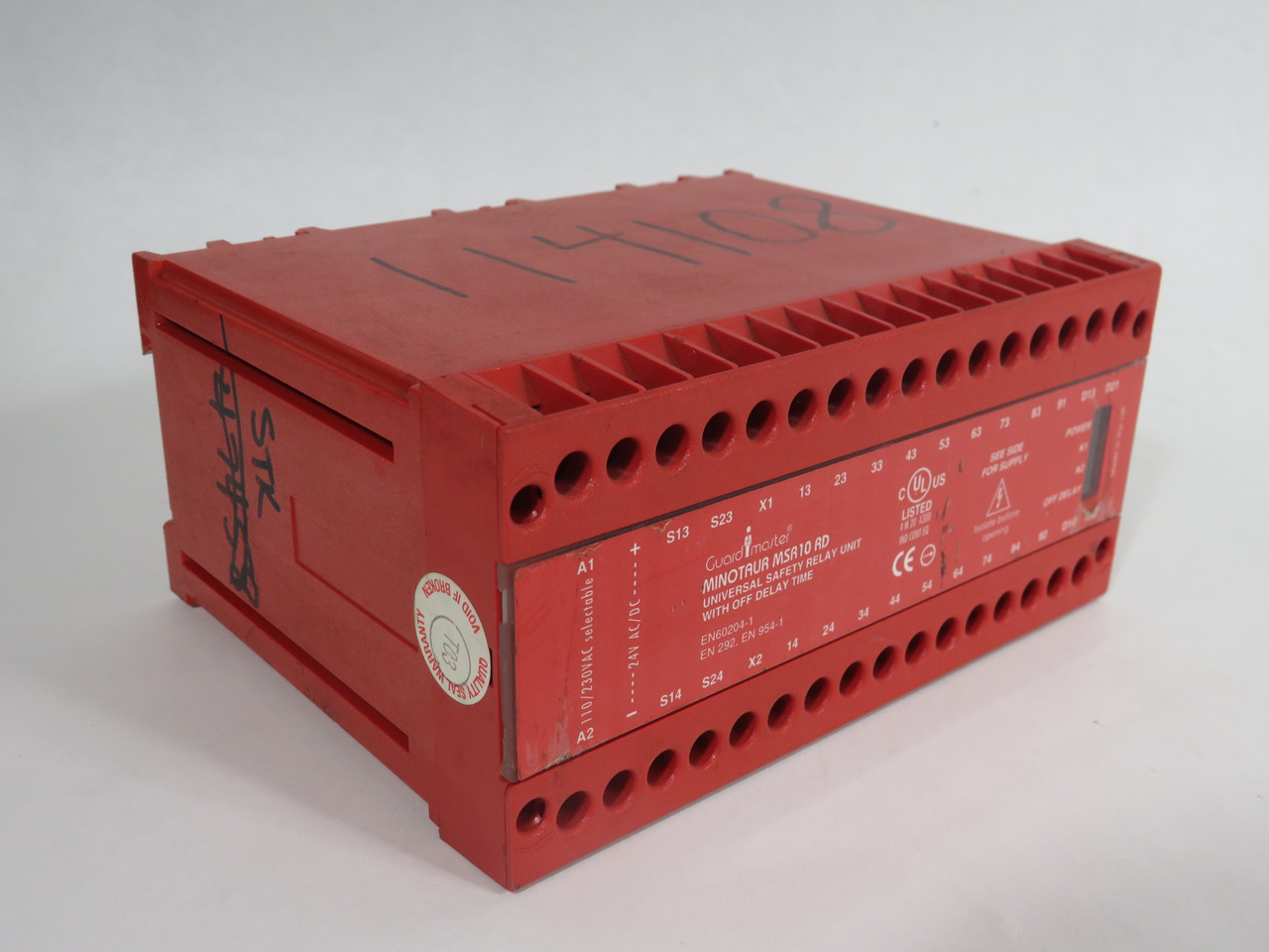 Allen-Bradley 440R-G23067 MSR10RD Safety Relay 110/230V 24VDC SHELF WEAR USED