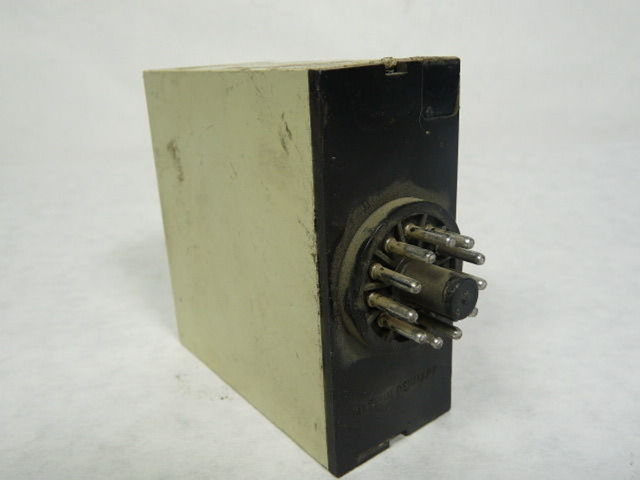 Electromatic SV110048 Dual Level Plug-In Relay 48VAC USED