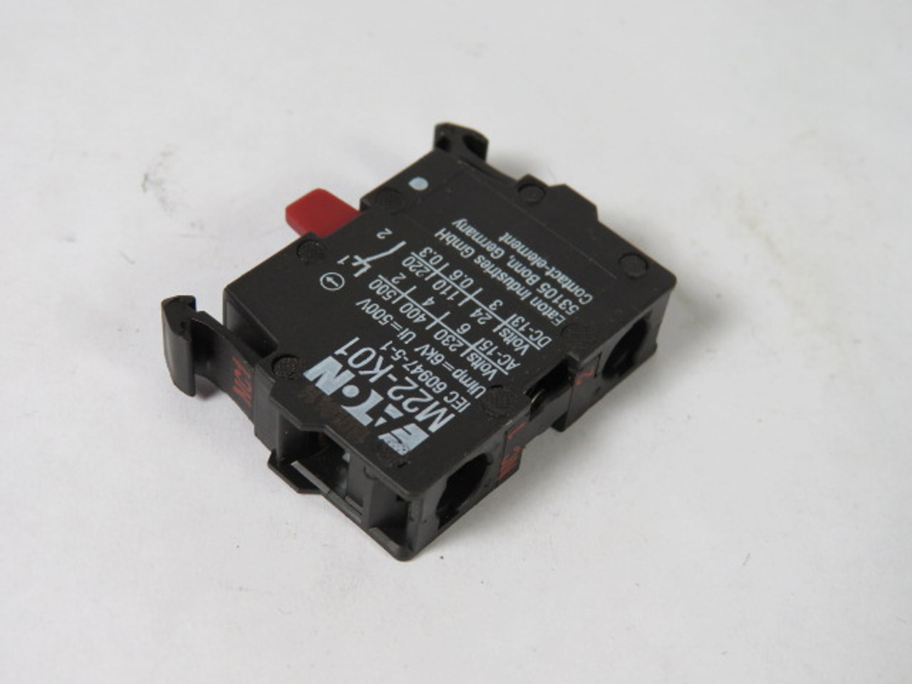 Eaton M22-K01 Contact Block 1NC 4A 500VAC USED