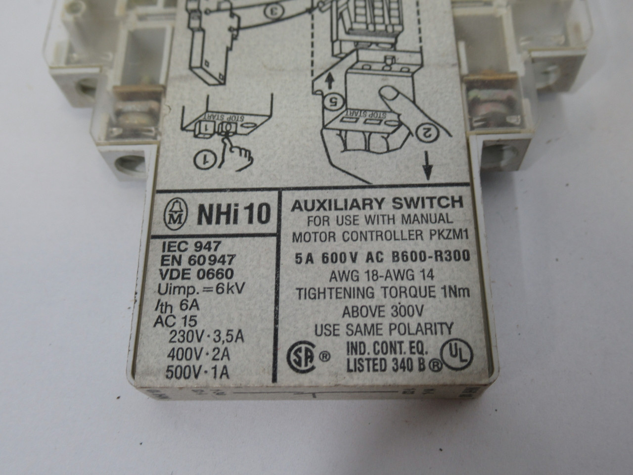 Moeller NHi10 Auxiliary Switch 1NO 230V@3.5A 400V@2A 500V@1A 5A@600VAC USED