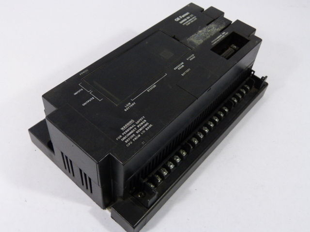 GE Fanuc IC692CPU211E Programmable Controller USED