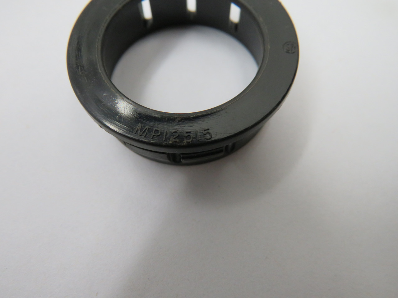 Generic MP12515 Insulated Bushing 31.8mm Diameter Lot of 20 NOP