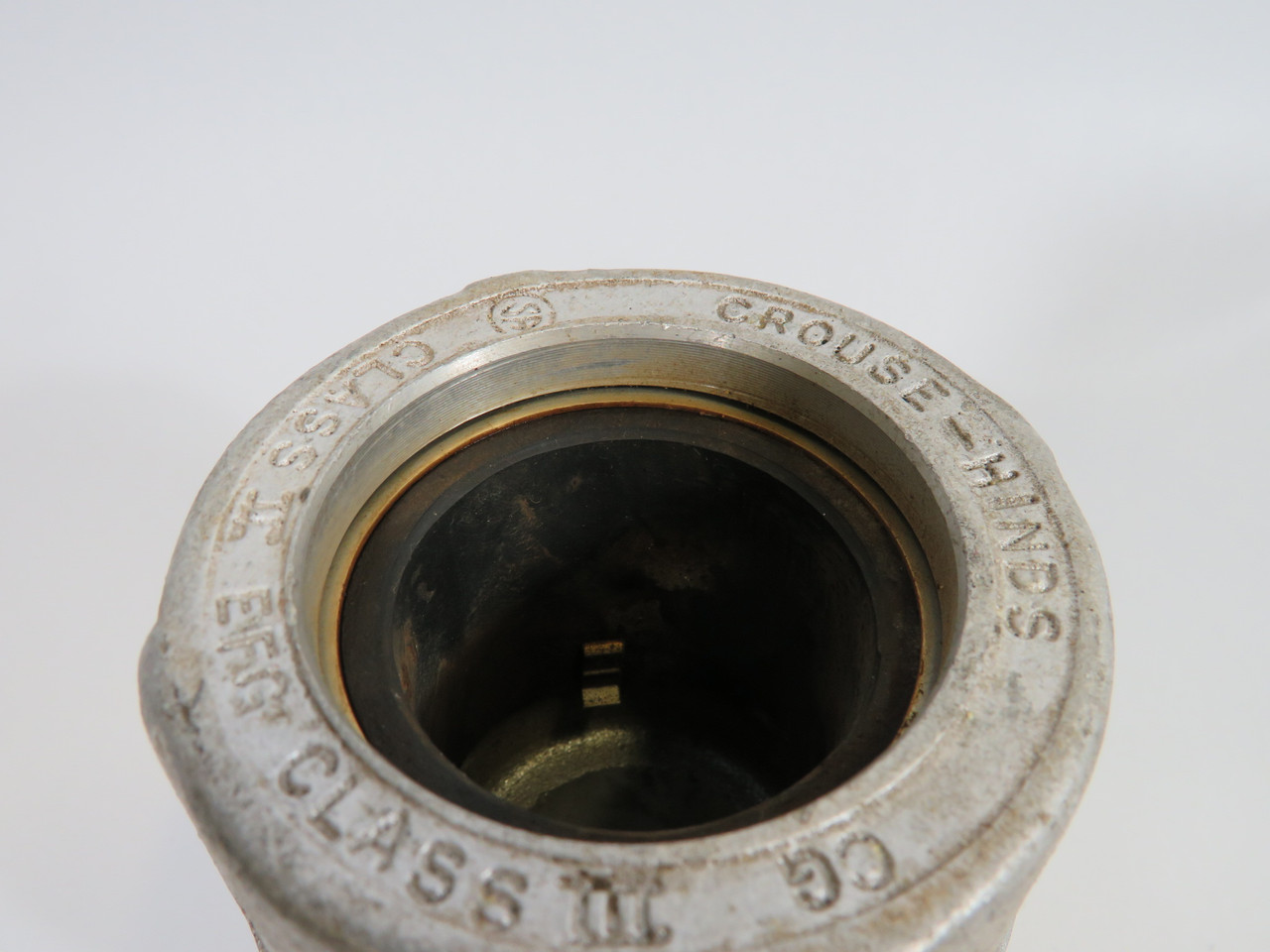 Crouse-Hinds 0100250 0100512 Cable Connector 1-1/4" NPT USED