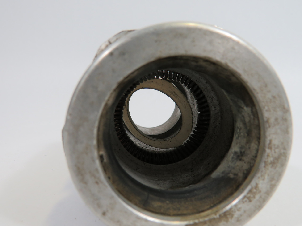 Crouse-Hinds TMC4140 Armored Cable Gland 1-1/4" NPT SHELF WEAR USED