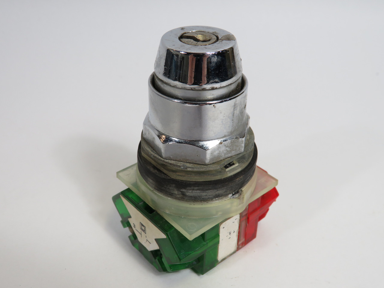 Square D 9001-KS11KH3 Selector Switch Assy 2-Pos 1NO 1NC No Keys SHELF WEAR USED