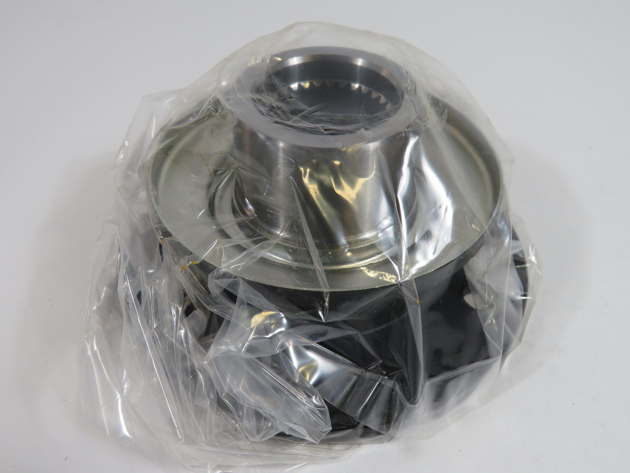 Toyota 41204-60060 Flange Sub Assembly Rear Drive Pinion Companion ! NEW !