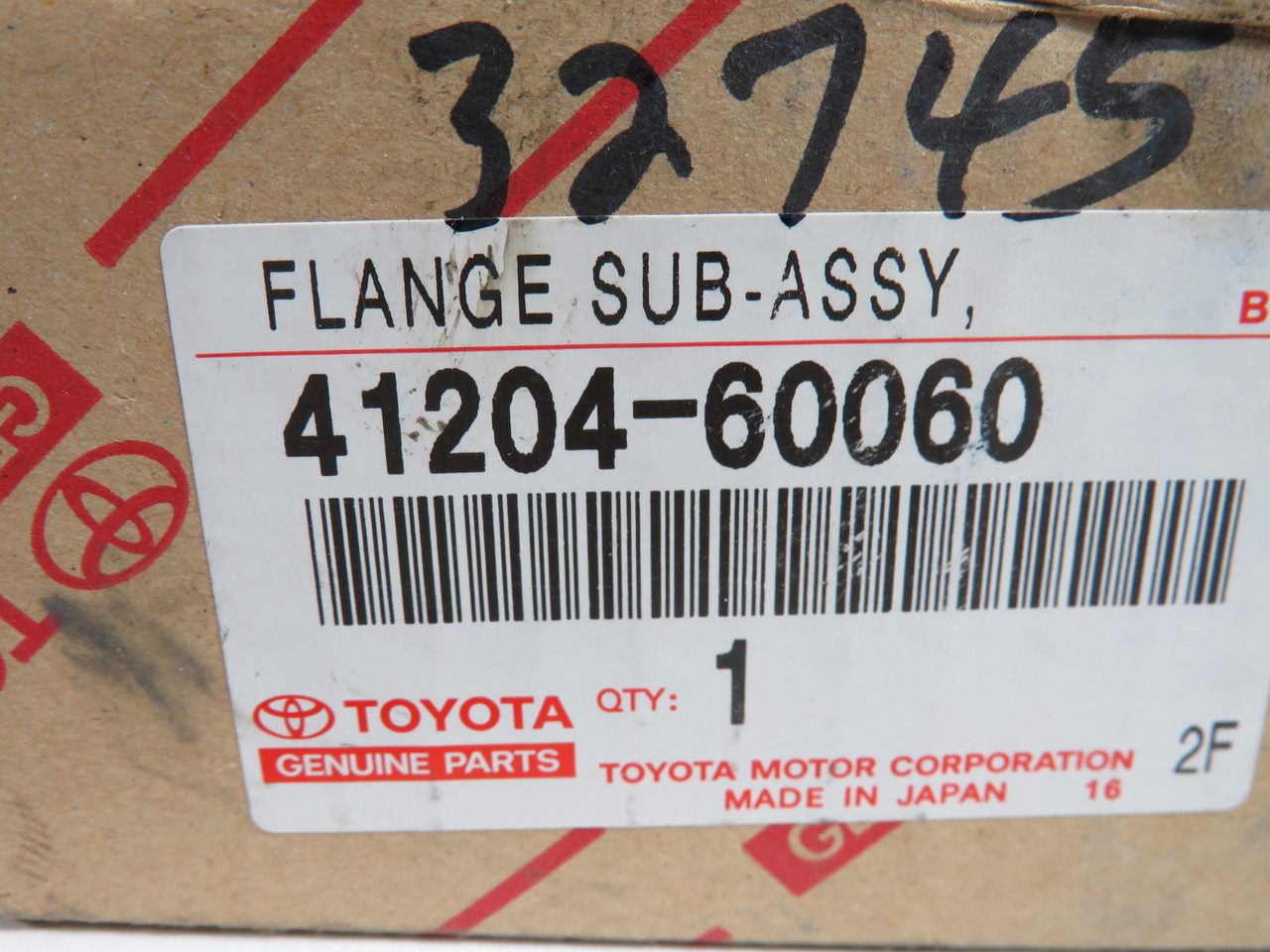 Toyota 41204-60060 Flange Sub Assembly Rear Drive Pinion Companion ! NEW !