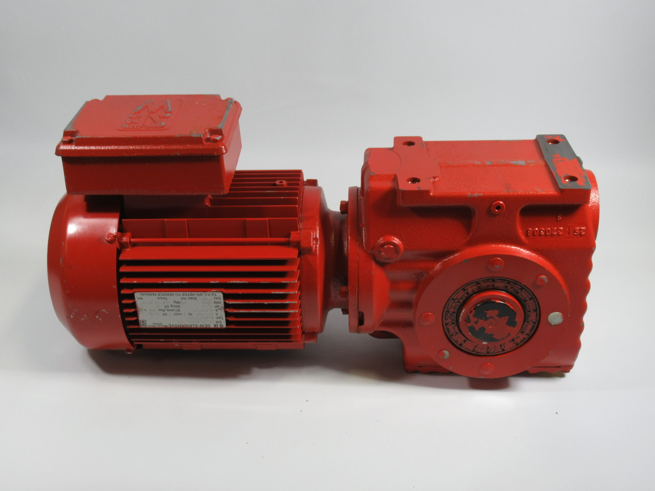 Sew-Eurodrive 3HP 1730RPM 330/575V TEFC C/W Gear Reducer 11.03:1 Ratio USED