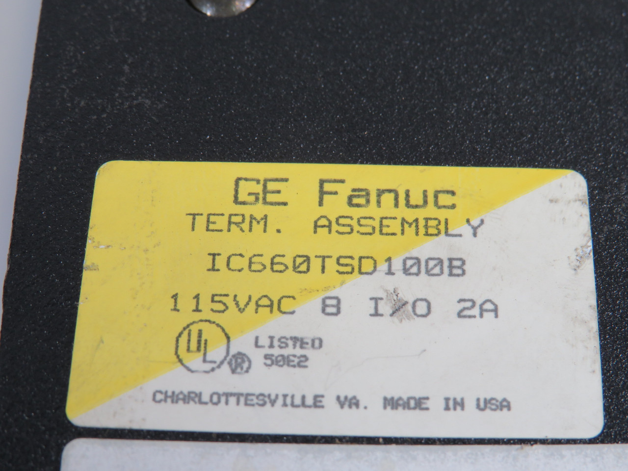 GE Fanuc IC660TSD100B I/O Terminal Assy 115V MISSING CONTACT SCREW USED