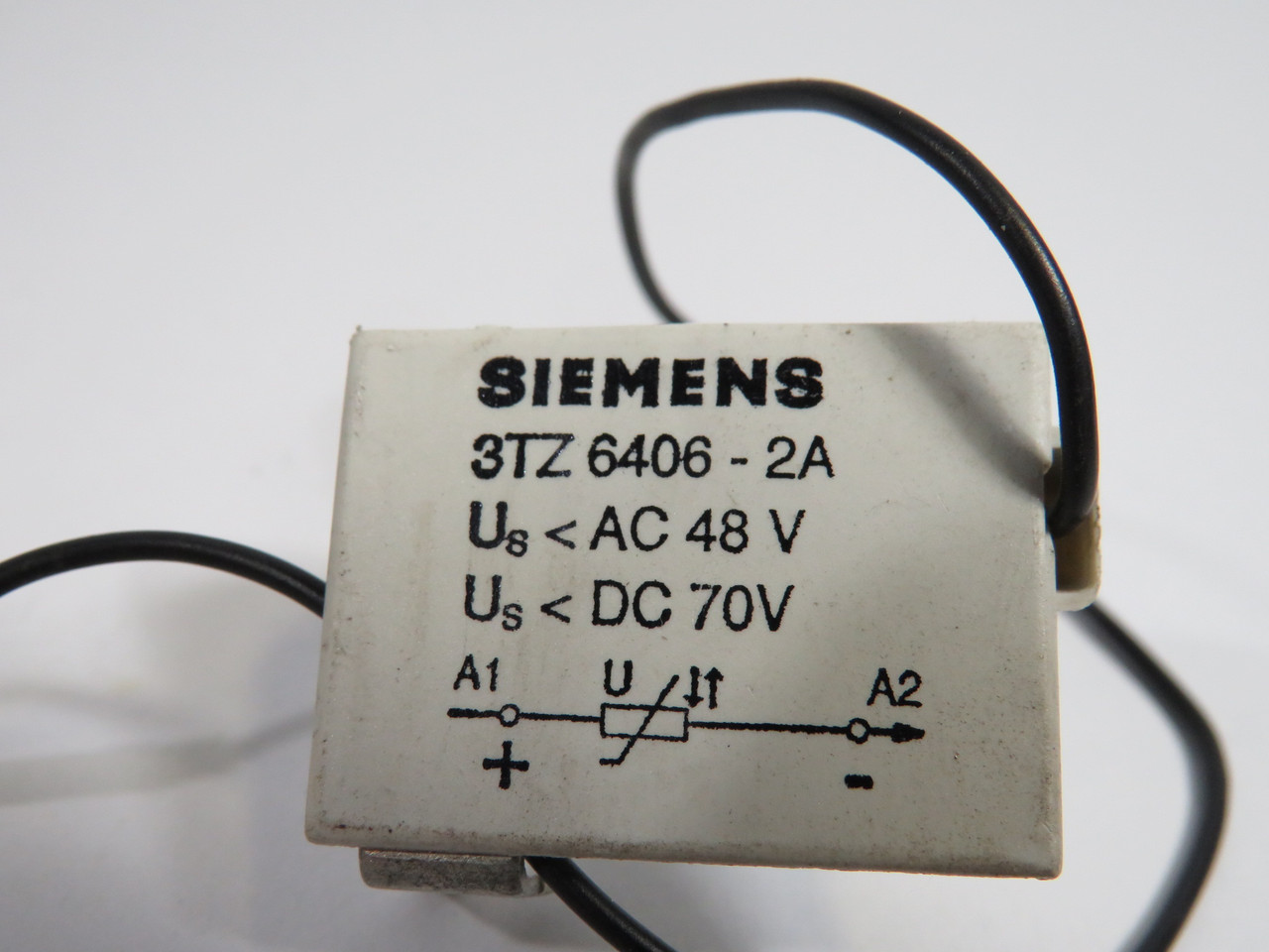 Siemens 3TZ6406-2A Surge Suppressor 48/70V USED