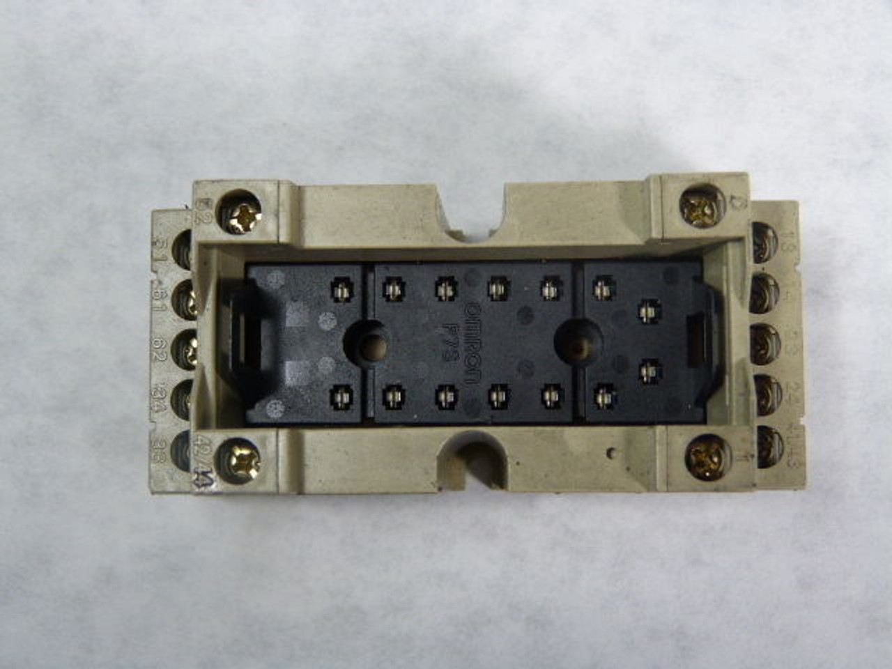 Omron P7S-14F G7S Series Relay Socket 6A 277VAC USED