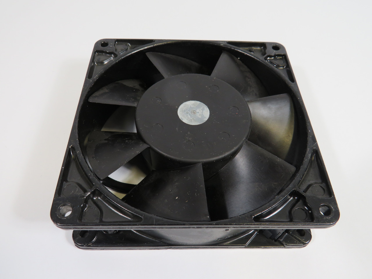 Papst EBM W2K121-AA01-39 Axial Fan 230V 50/60Hz 18/17W USED