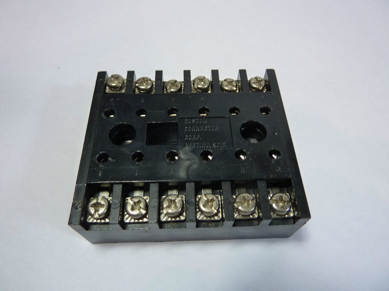 Custom Connector SD12 Relay Socket 10 Amp 300V USED