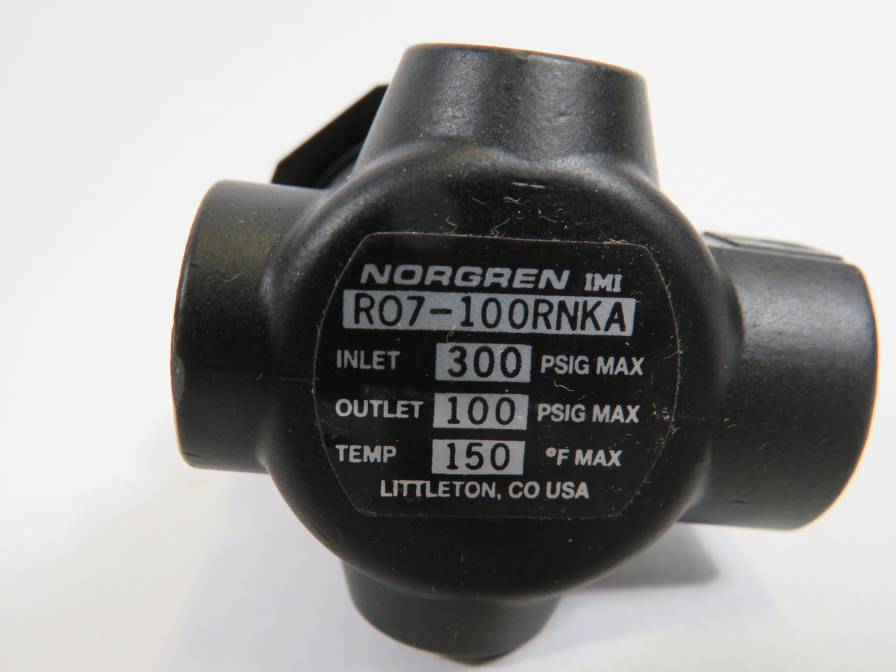 Norgren R07-100RNKA Mini Regulator No Gauge 1/8" PTF Ports 100 psi USED