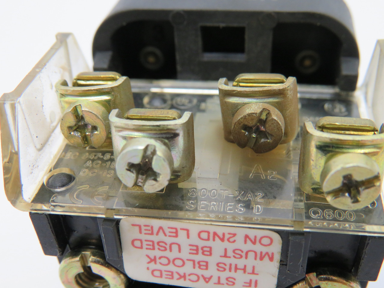 Allen-Bradley 800T-PA16A2 Series T Push Button 120V 2NO Amber w/ Guard USED