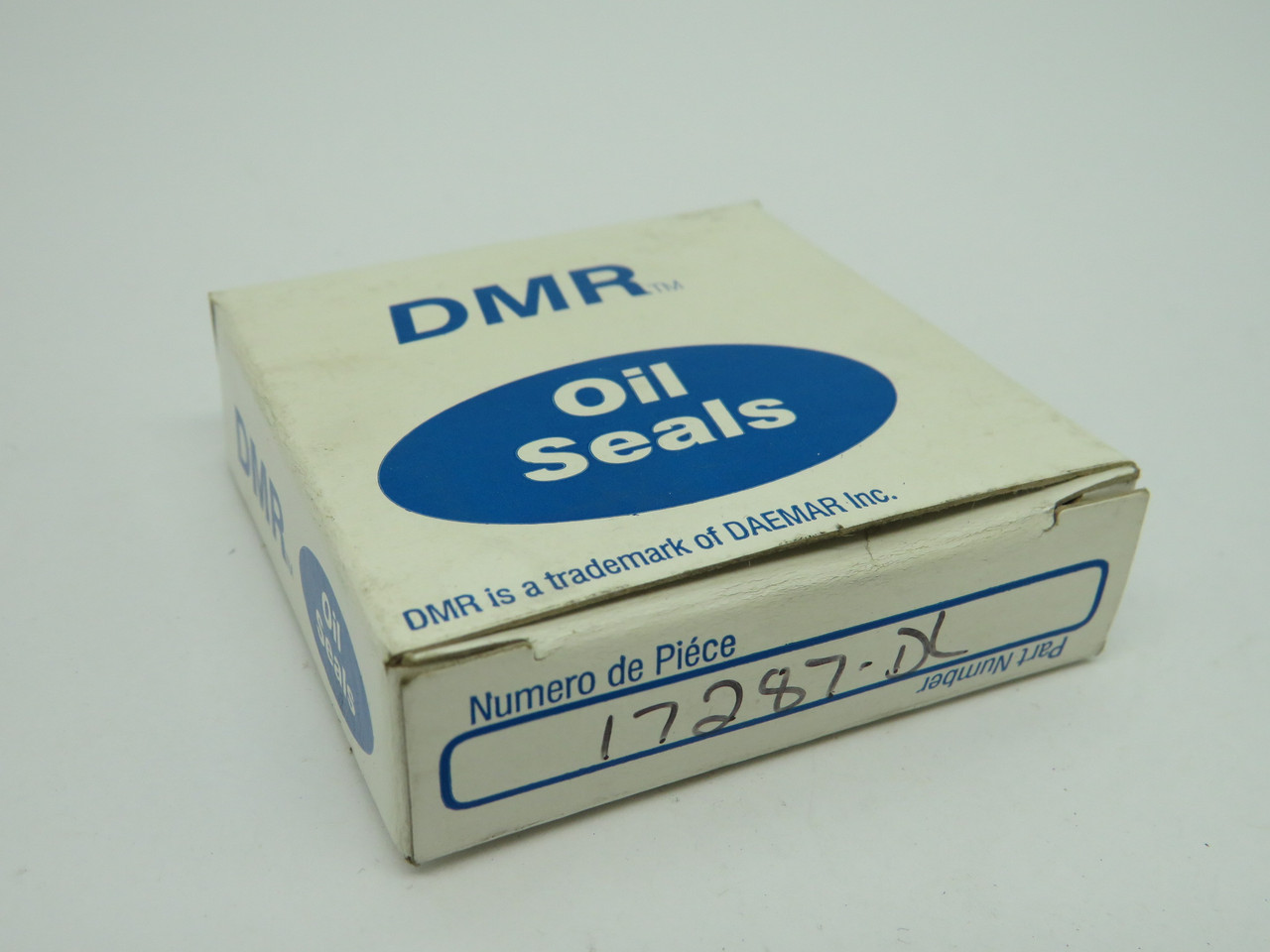 DMR 17287-DL Double Lip Oil Seal 17mm ID 28mm OD 7mm W ! NEW !